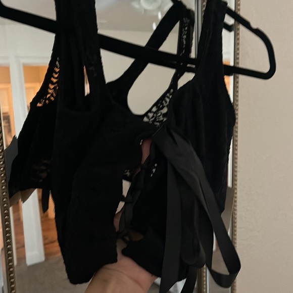 Tenshoppe corset lace crop top medium - Picture 3 of 4